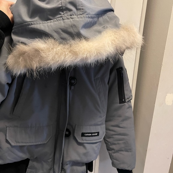 Canada Goose grey jacket - Picture 2 of 2